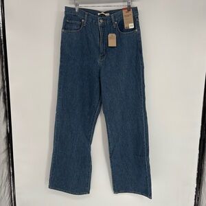 Levi's High-Waisted Straight Leg Blue Jeans Size 31 NWT